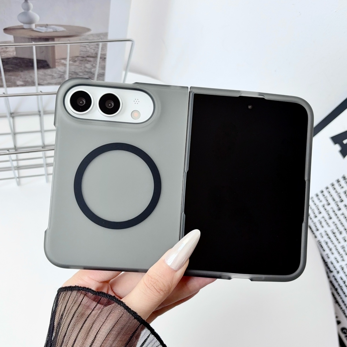 Transparent Thin Case - For Magsafe Magnetic Matte translucent Fold