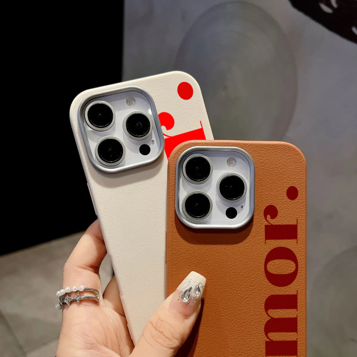 The Red Artistic Letter Lichee - Phone Cases Red 评论和价格